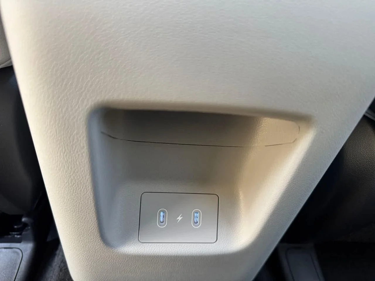 New 2026 Black Hyundai Limited AWD image 19