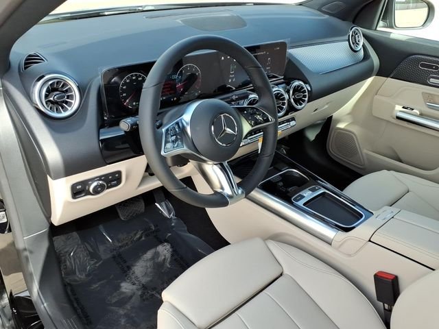 New 2026 Black Mercedes-Benz GLA 250 image 13