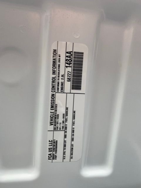 New 2026 Bright White Clear-Coat Exterior Paint Jeep Altitude image 29