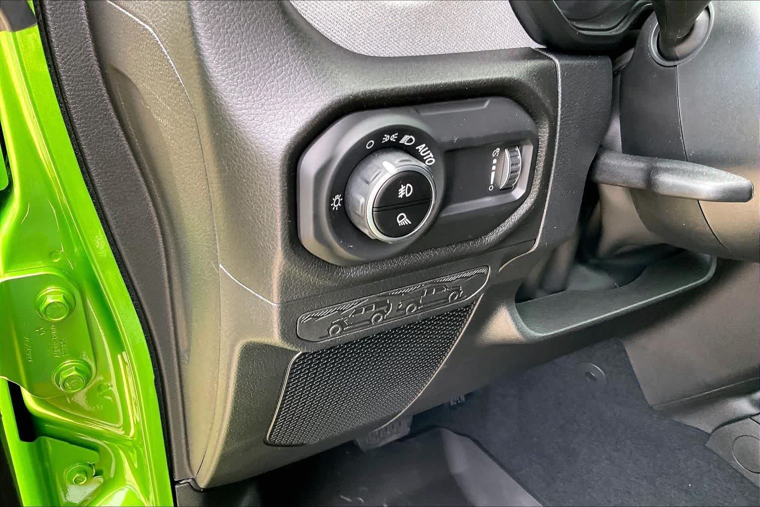 New 2026 Mojito Exterior Paint Jeep Sport S image 17