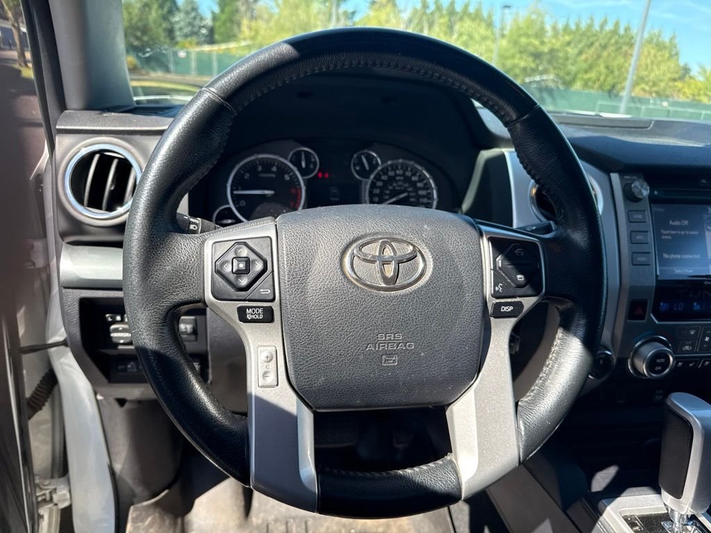 Used 2017 Super White Toyota Platinum image 10