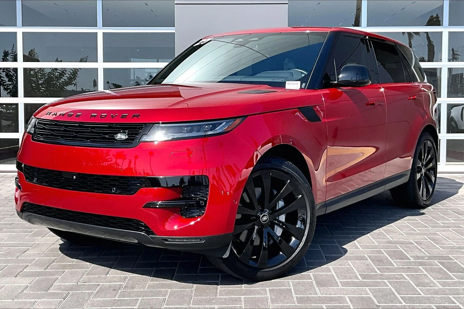 2025 Land Rover Range Rover Sport P360 SE MHEV's photo