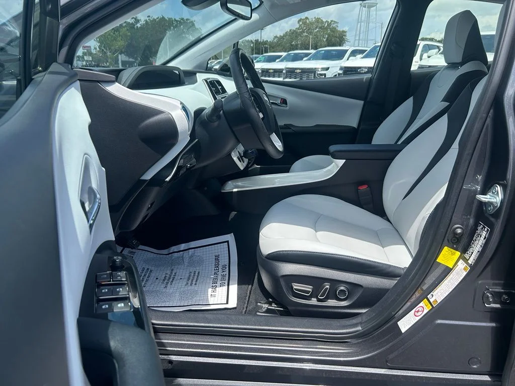 Used 2016 Gray Toyota Four image 14