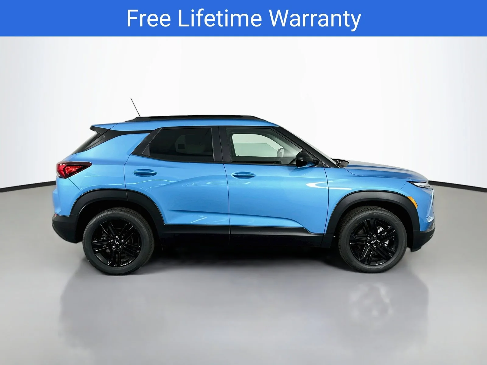 New 2026 Marina Blue Metallic Chevrolet LT image 9