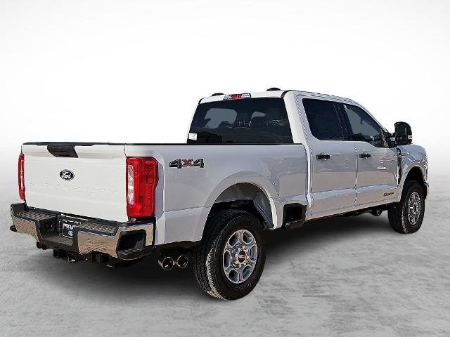 New 2027 Oxford White Ford F-250® XLT image 36