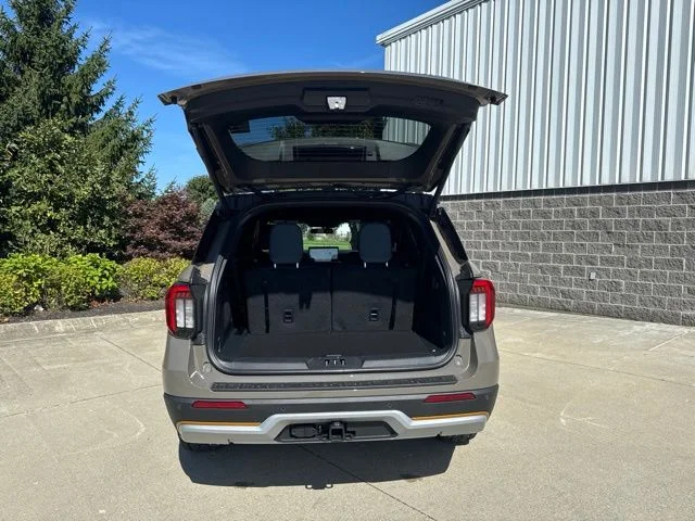 New 2027 Marsh Gray Ford Tremor image 6