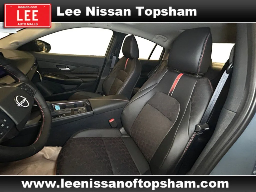 New 2026 Atlantic Gray Metallic/Super Black Nissan SR image 10