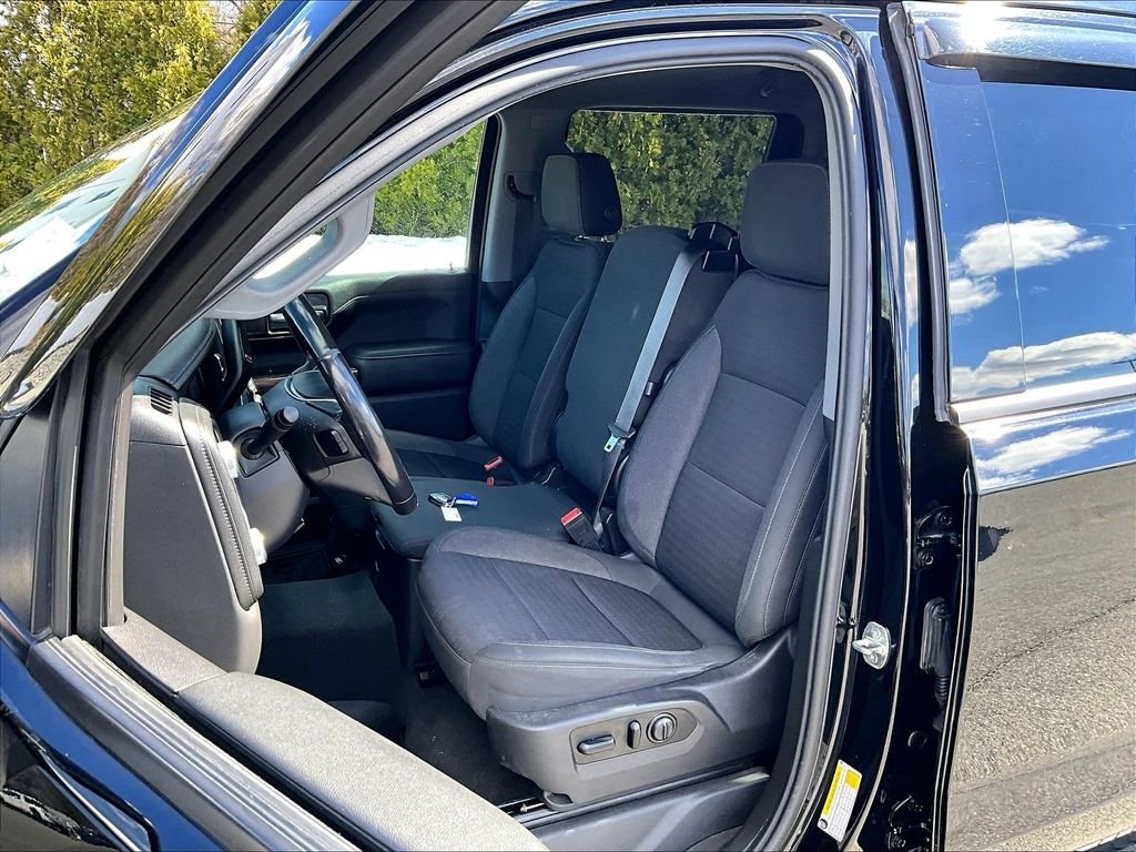 Used 2021 Onyx Black GMC Elevation image 10
