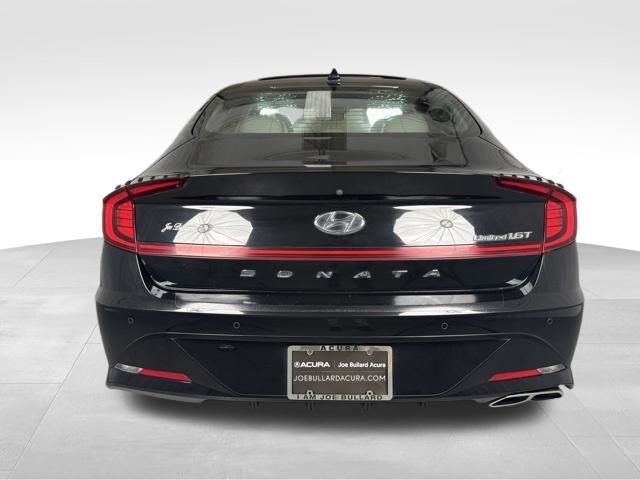 Used 2020 Black Hyundai Limited image 6