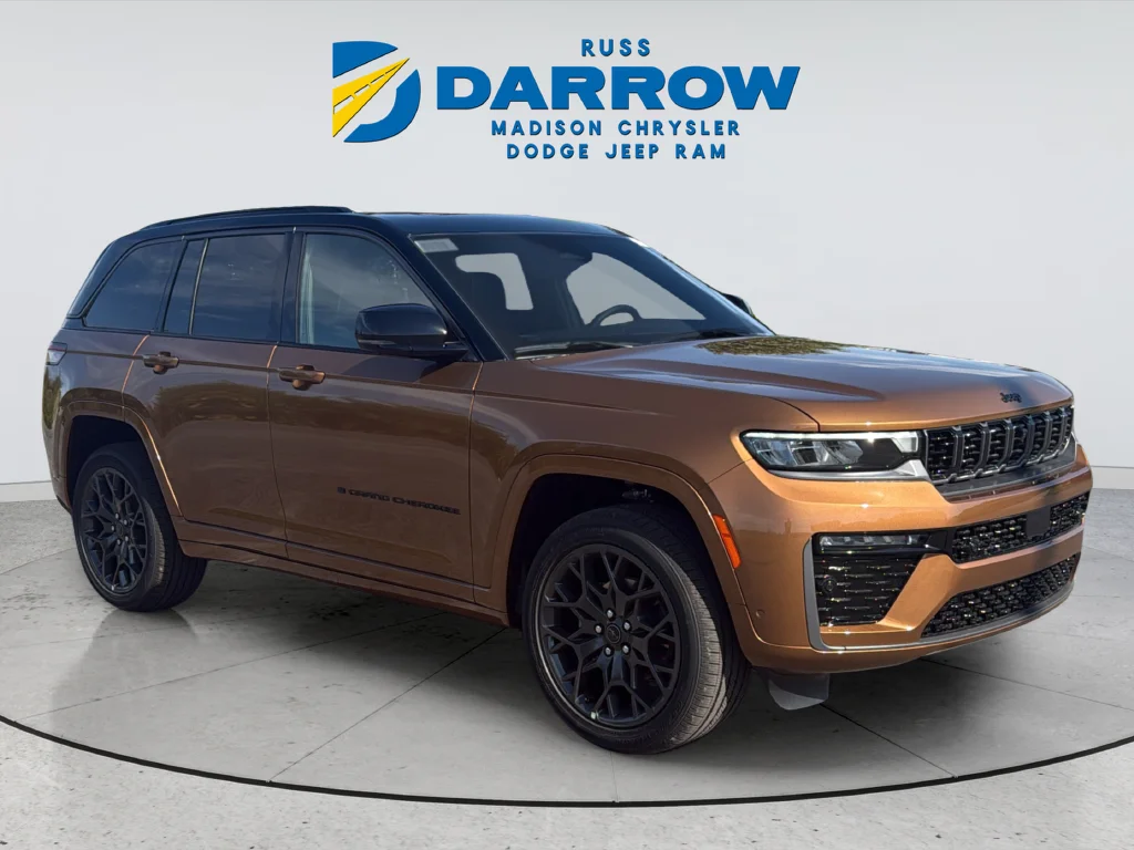 New 2027 Copper Shino Metallic Clear-Coat Paint Jeep Summit image 7