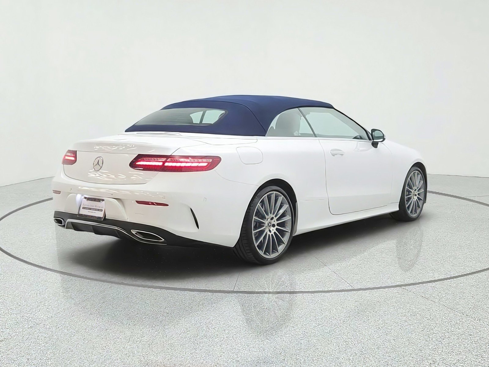 Certified Used 2022 MANUFAKTUR Moonlight White Mercedes-Benz E 450 RWD Cabriolet image 5
