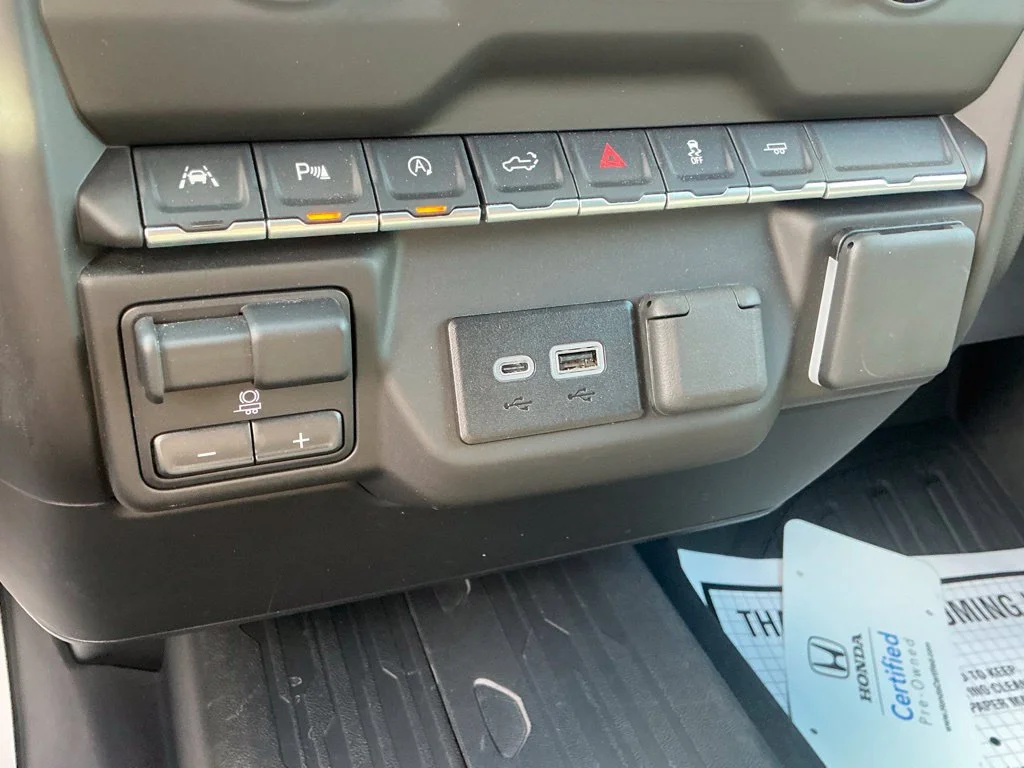 Used 2025 Red GMC Pro image 33