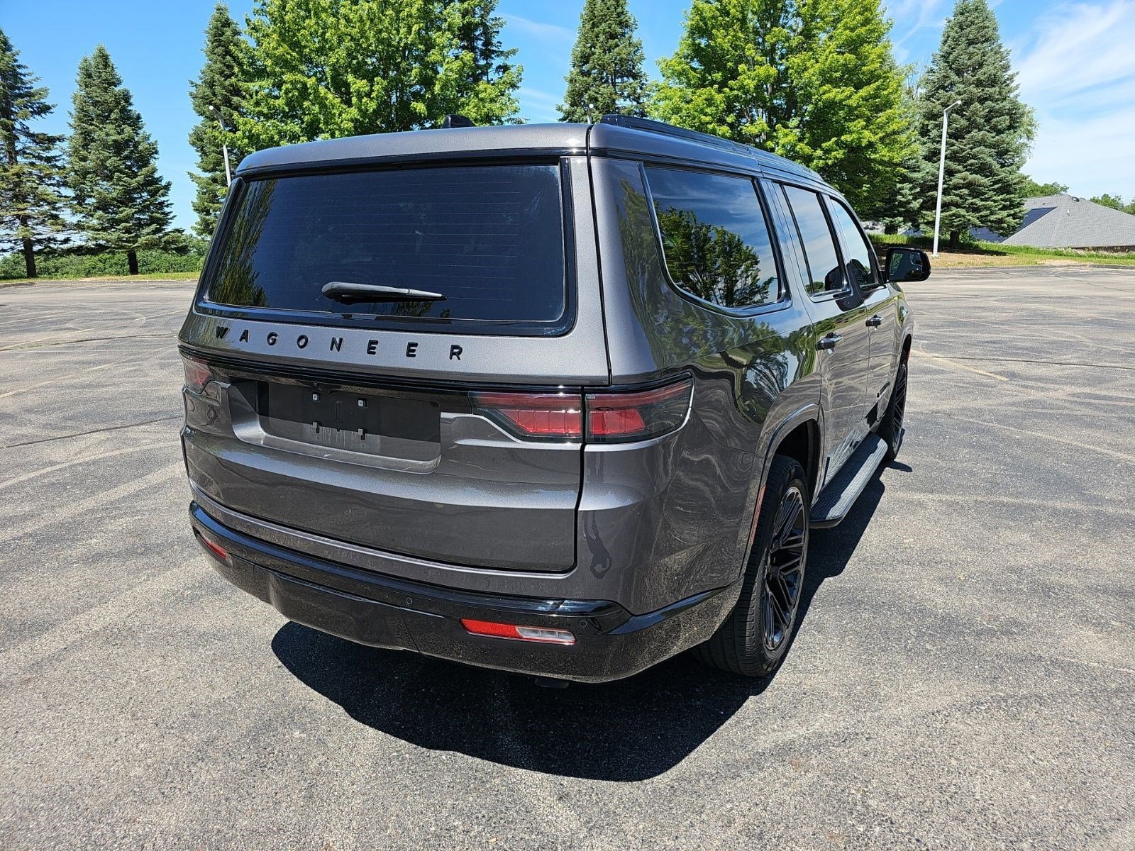 Used 2024 Baltic Gray Metallic Clearcoat Jeep Series II Carbide image 5