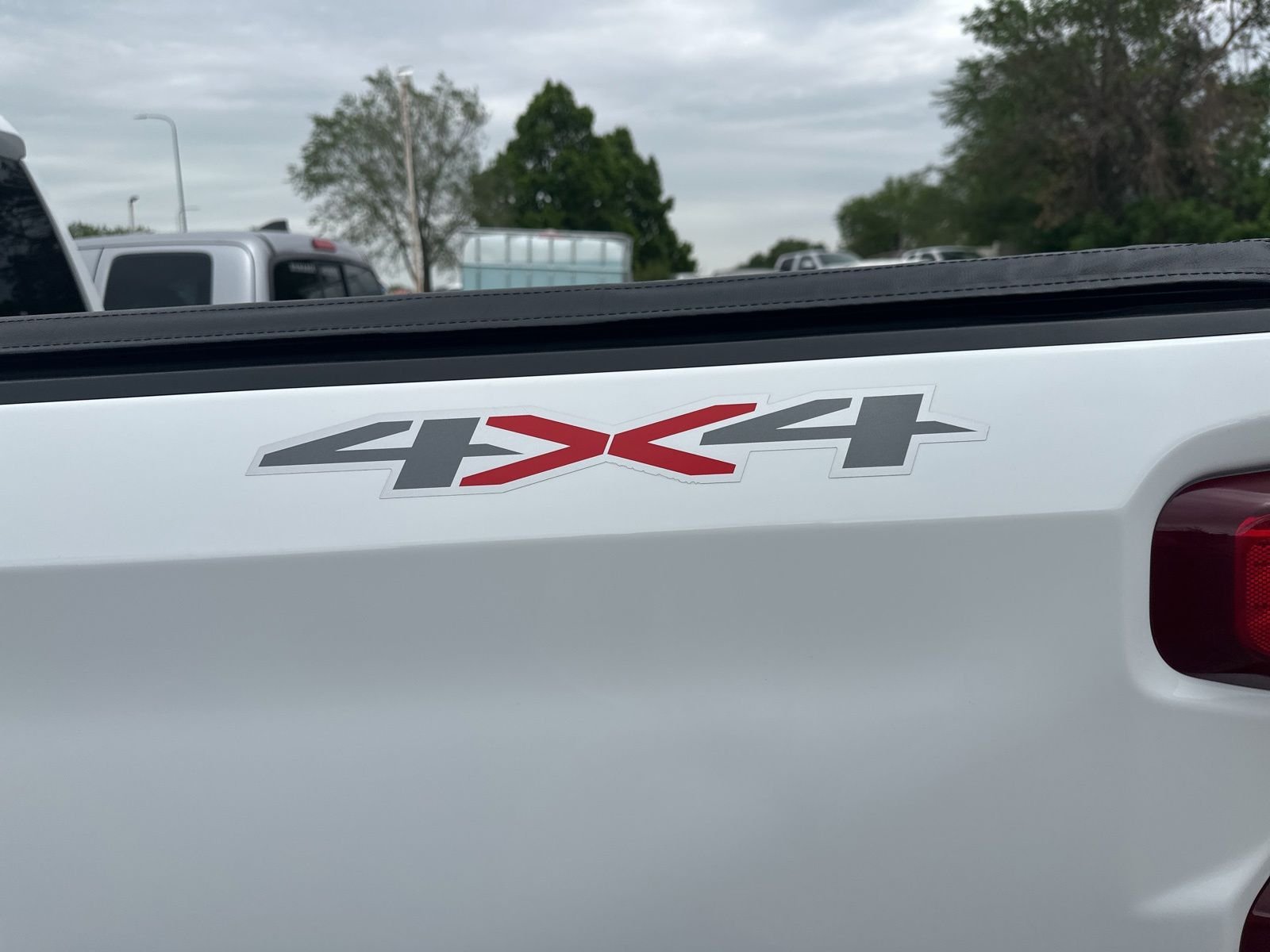 Used 2023 White Chevrolet LT image 25