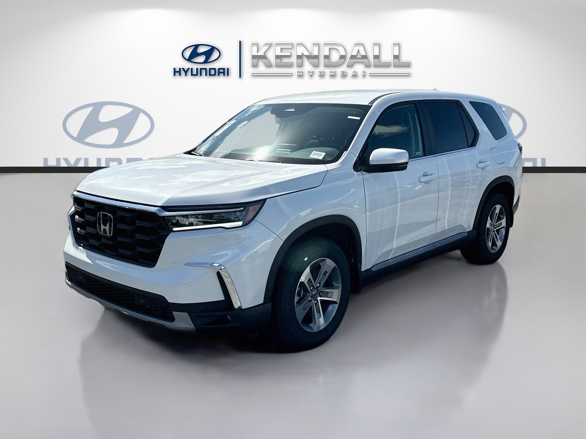 Used 2025 Platinum White Pearl Honda EX-L image 3