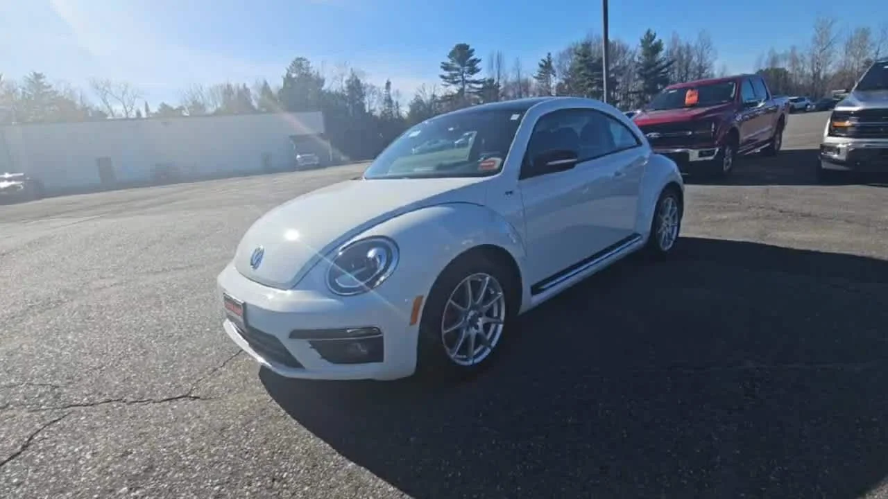 Used 2016 White Volkswagen 2.0T R-Line SEL image 4