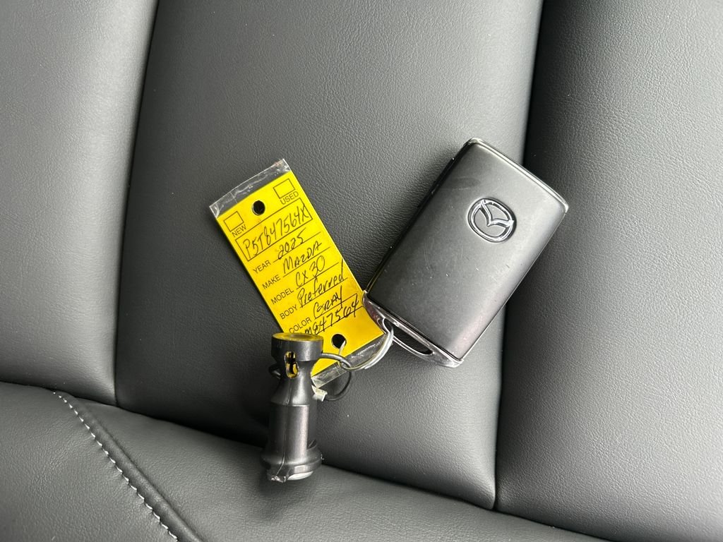 2025 Mazda CX-30 Preferred - Photo 31