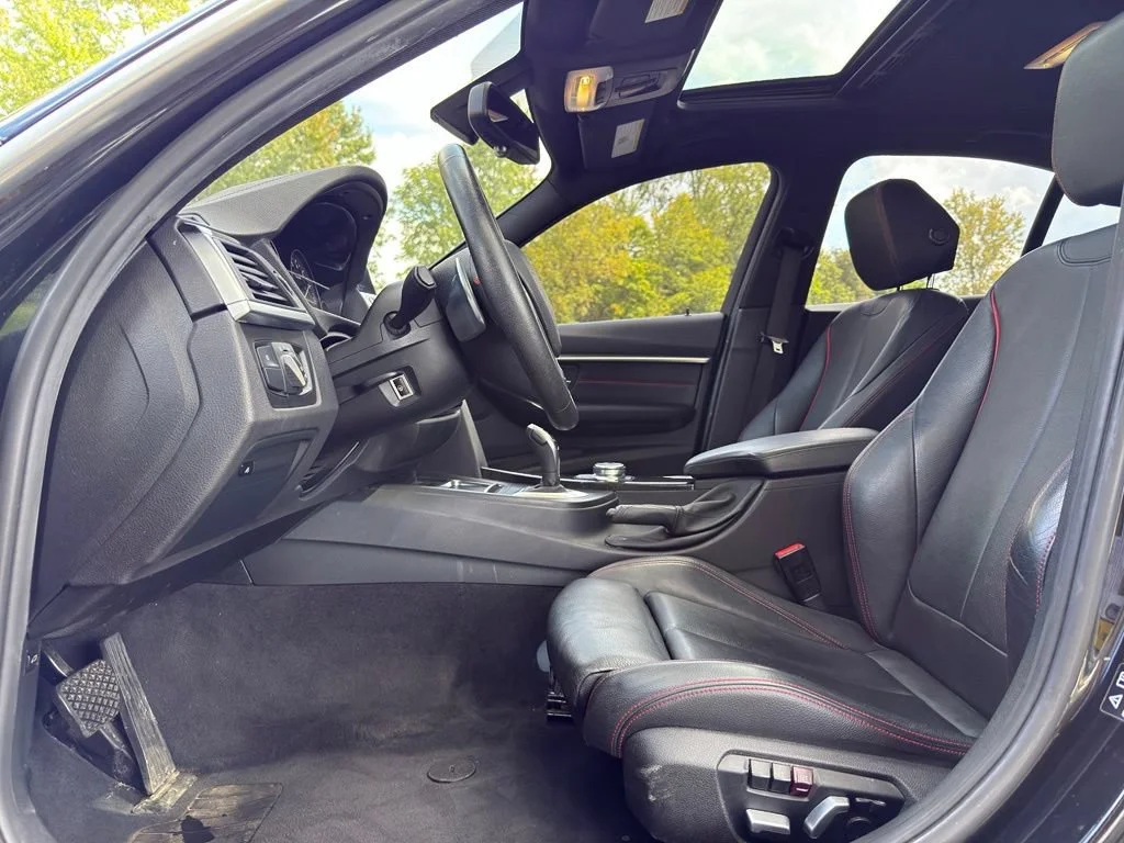 Used 2018 BMW 3 Series 330i with VIN WBA8D9G53JNU71557 for sale in Wellington, OH