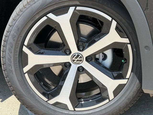 New 2026 Black Volkswagen SE image 6