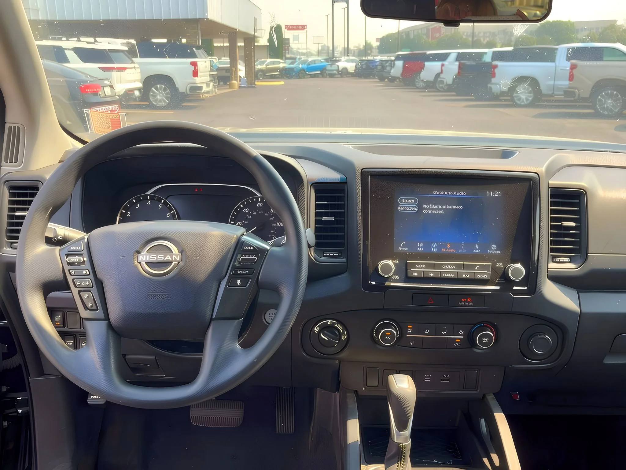 2022 Nissan Frontier S - Photo 10