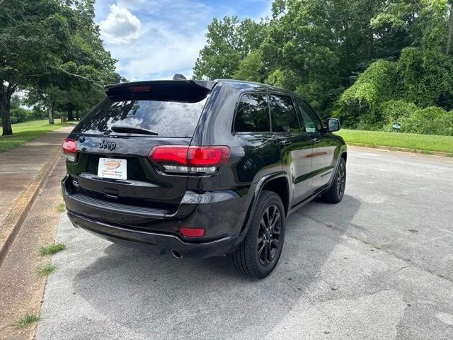 Used 2018 Black Jeep Altitude image 7
