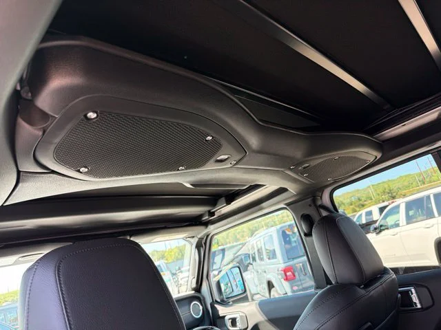 New 2026 White Jeep Sahara image 9