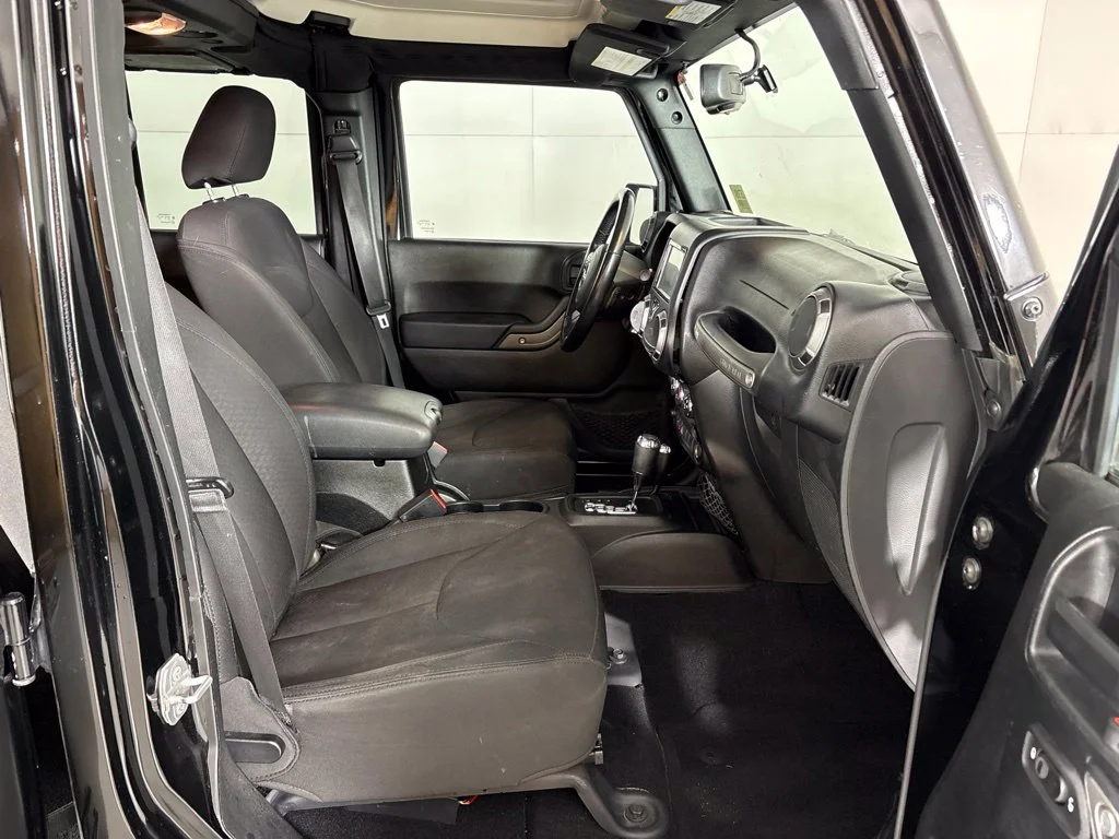 Used 2018 Black Jeep Unlimited Sport image 14