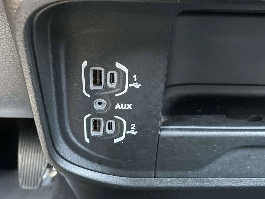 2024 RAM Ram 3500 Pickup Big Horn - Photo 38