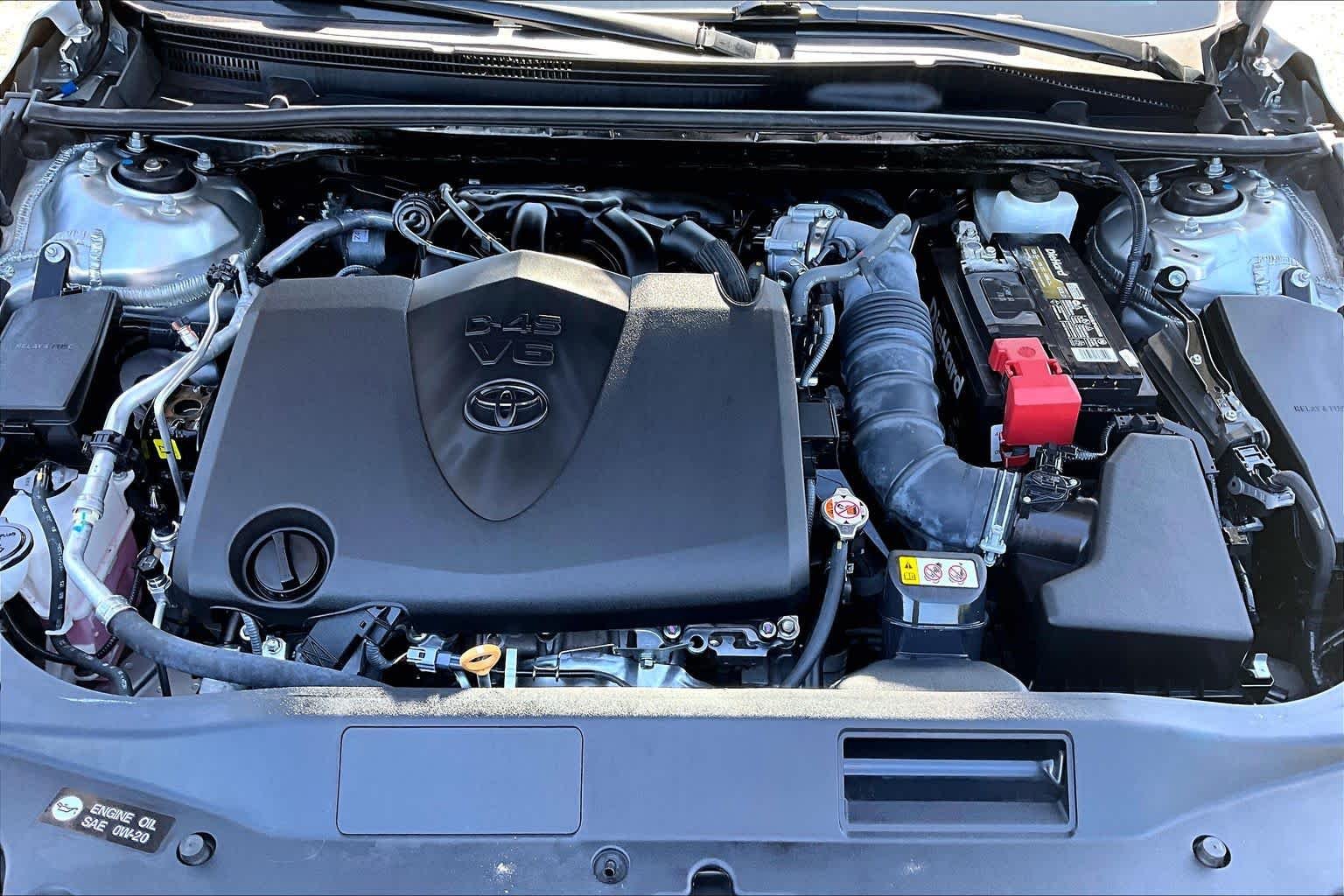 Used 2019 Celestial Silver Metallic Toyota Touring image 31