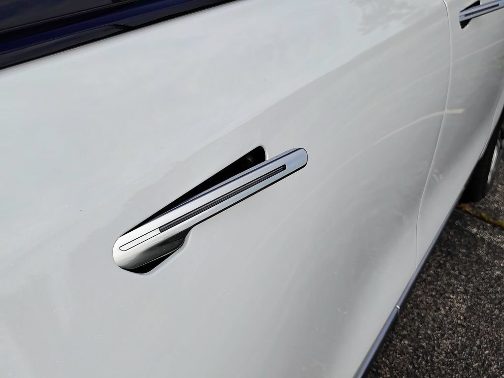 2027 Cadillac VISTIQ Premium Luxury - Photo 14