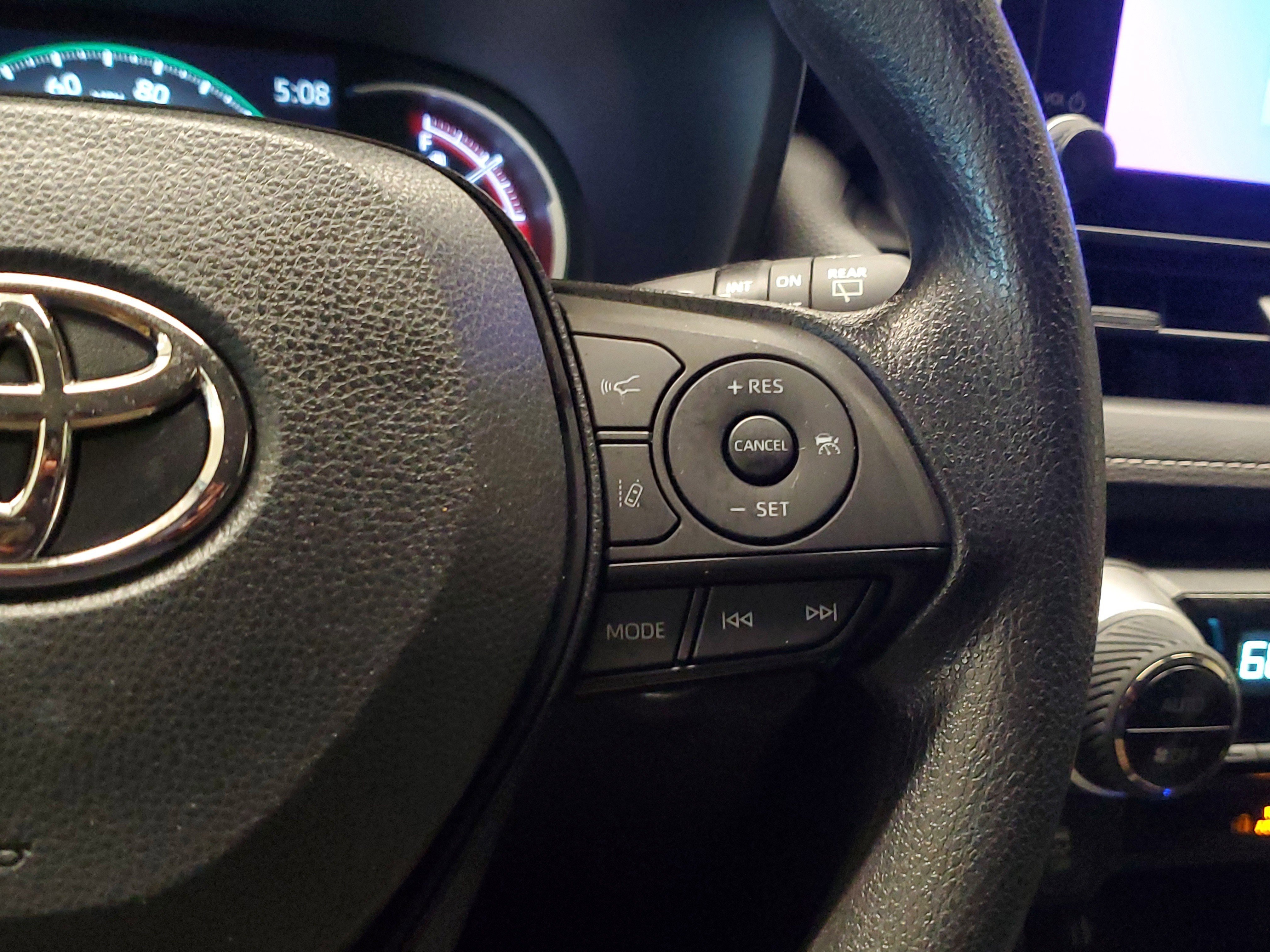 Used 2023 Ice Toyota XLE image 25