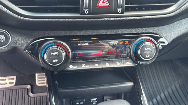 2023 Kia Forte GT-Line - Photo 21