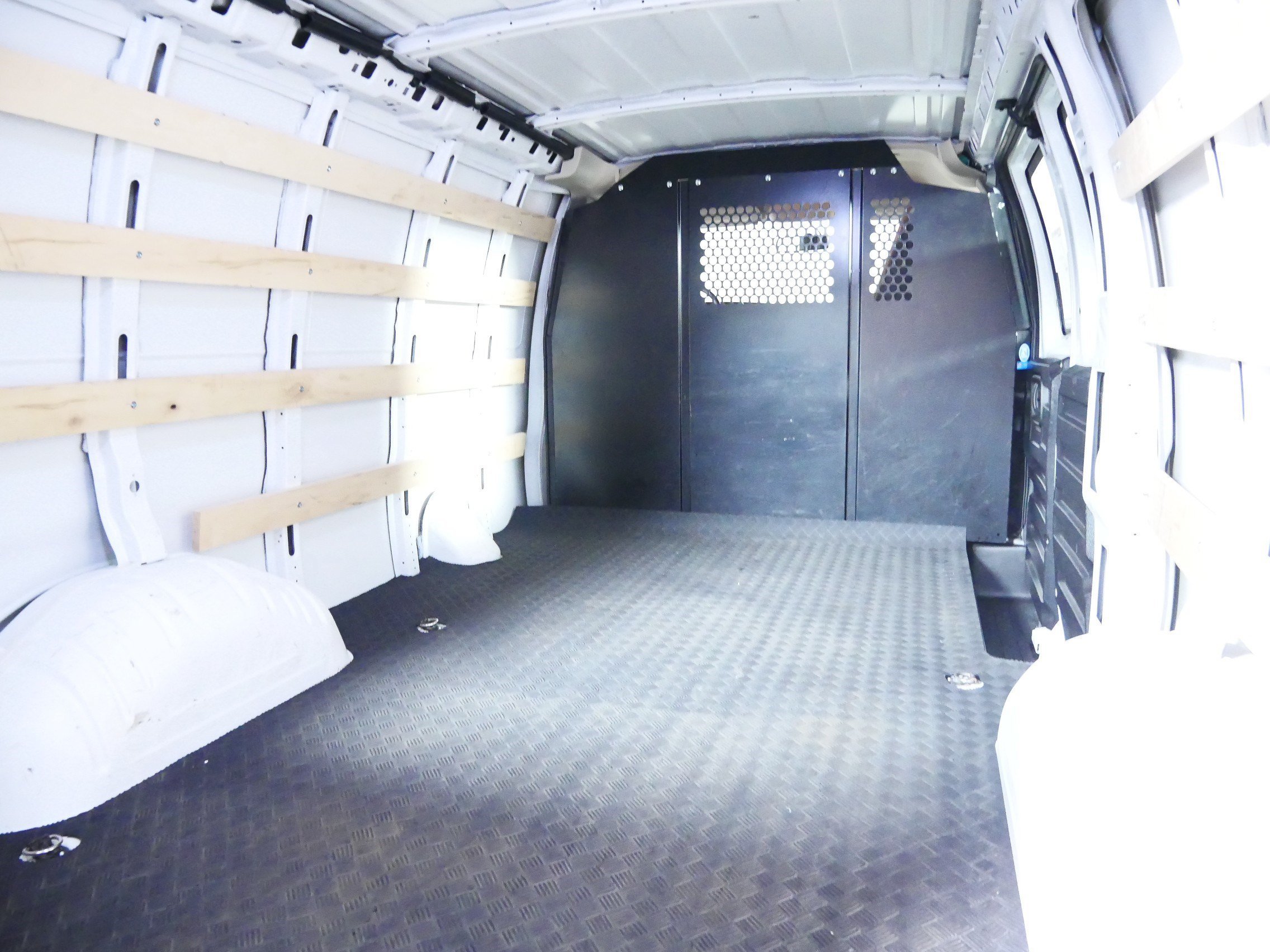 Used 2025 Summit White Chevrolet WT image 18