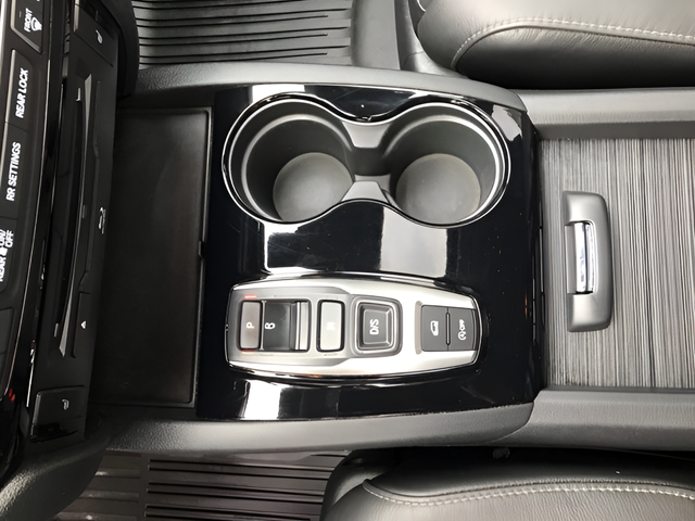 Used 2022  Honda Touring image 19