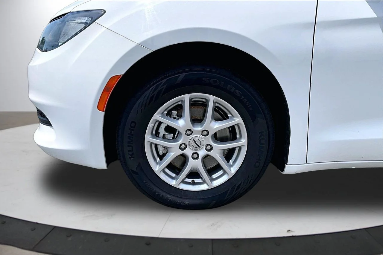 Certified Used 2023 White Chrysler LX image 31