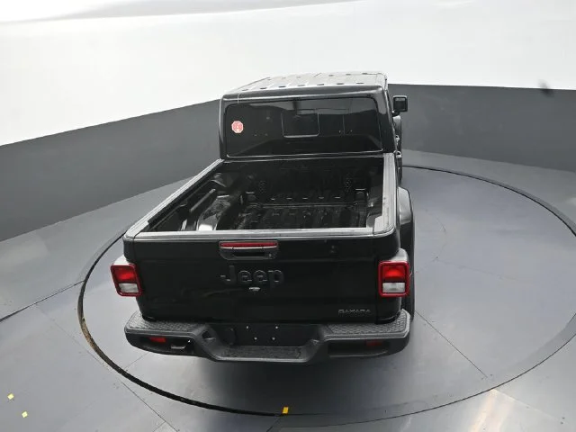 New 2026 Black Clear-Coat Exterior Paint Jeep Sahara image 15