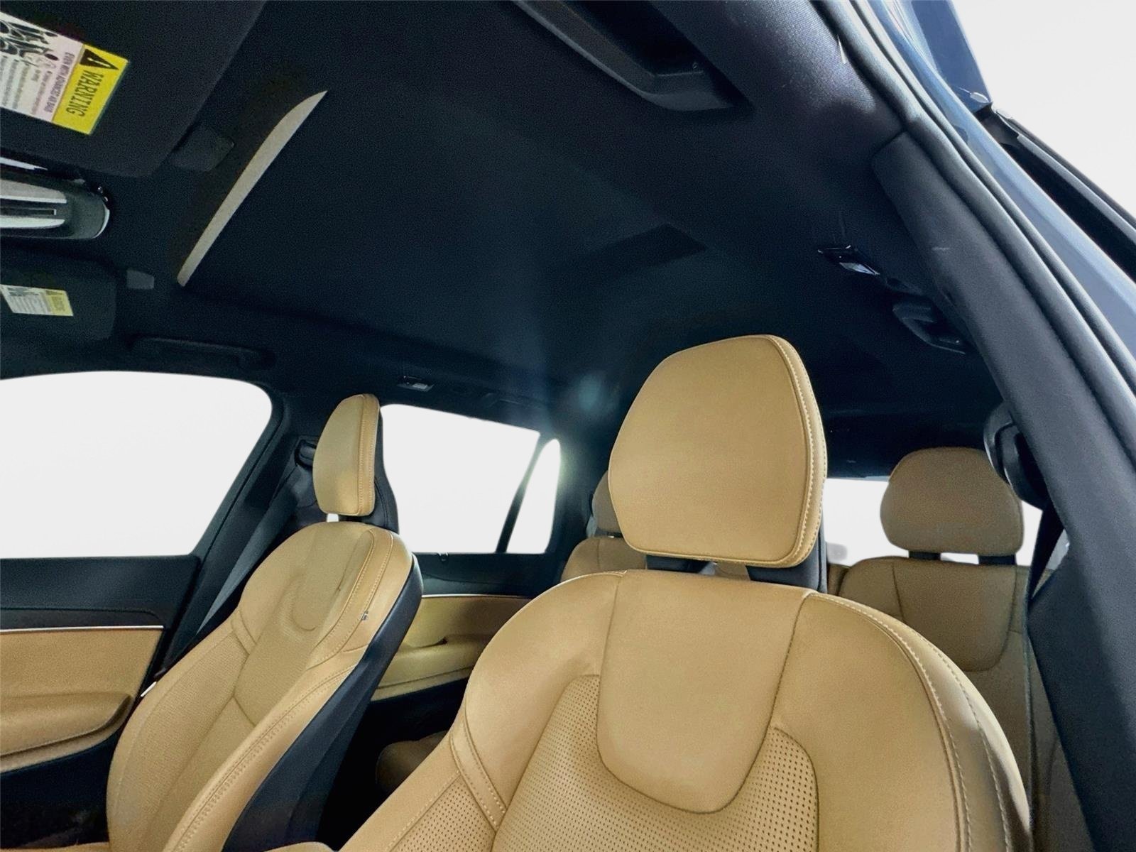 Used 2024 Denim Blue Metallic Volvo Ultimate Bright Theme image 14