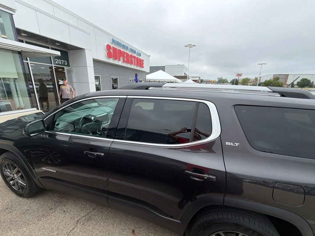 Used 2017 Silver GMC SLT-1 image 2