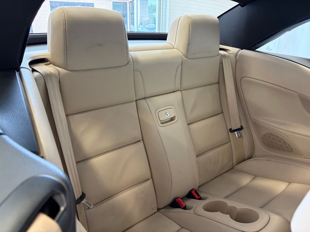 Used 2013 Candy White Volkswagen Lux image 46