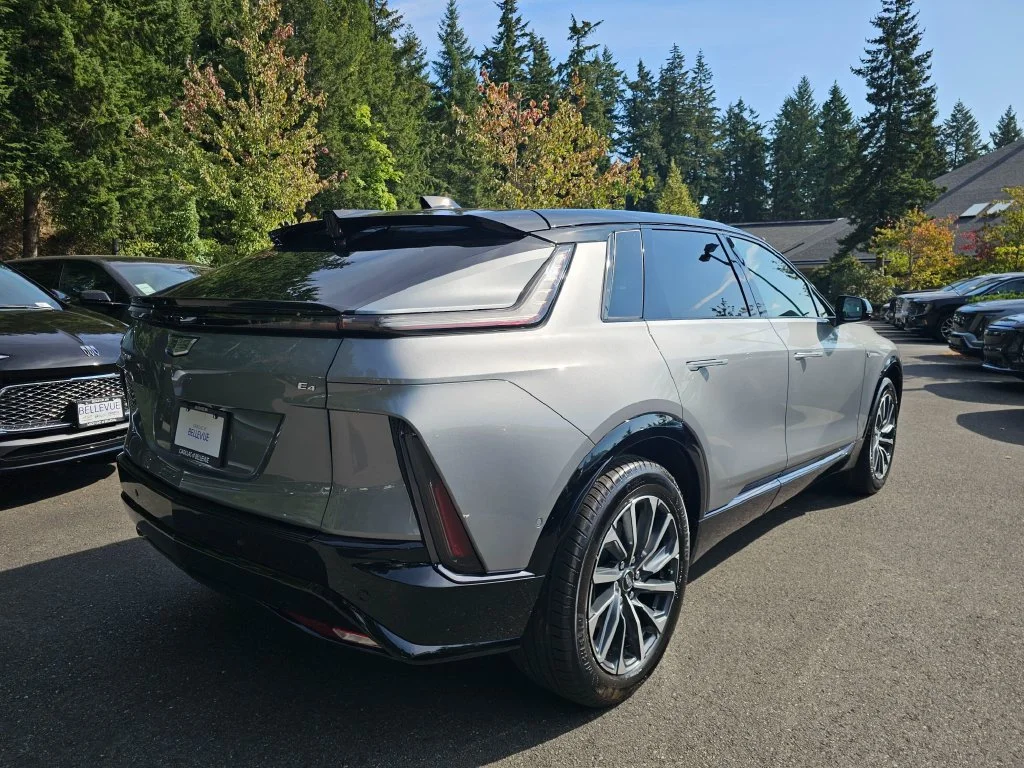 New 2027 Argent Silver Metallic Cadillac Premium Sport image 7