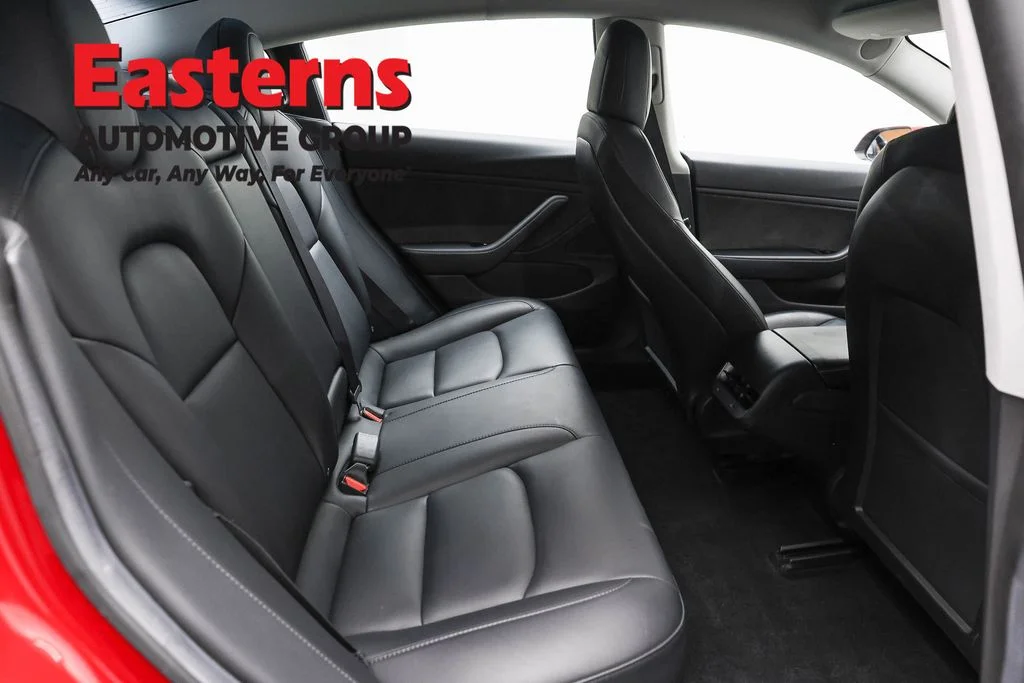 Used 2019 Red Tesla Long Range image 16