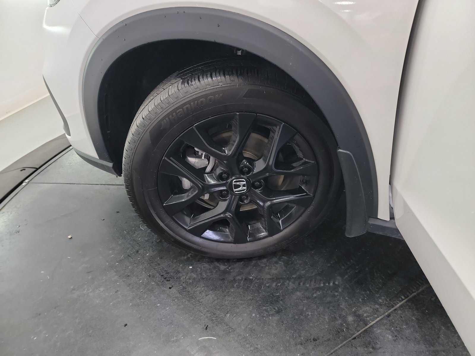 2025 Honda HR-V Sport - Photo 29