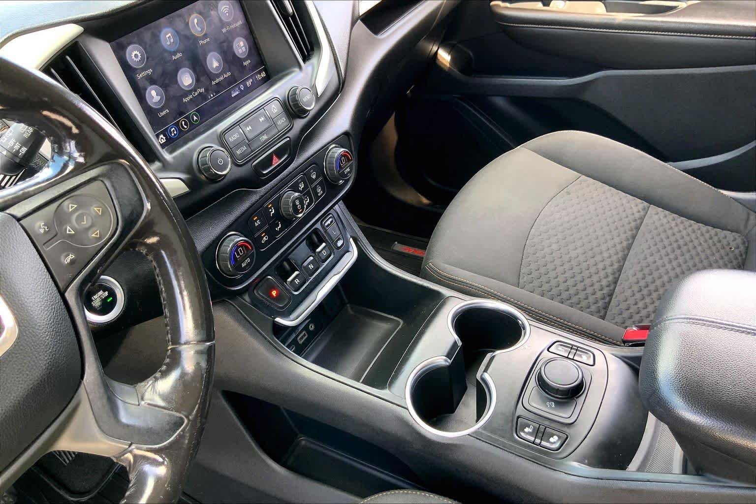 Used 2018 Graphite Gray Metallic GMC SLE image 16