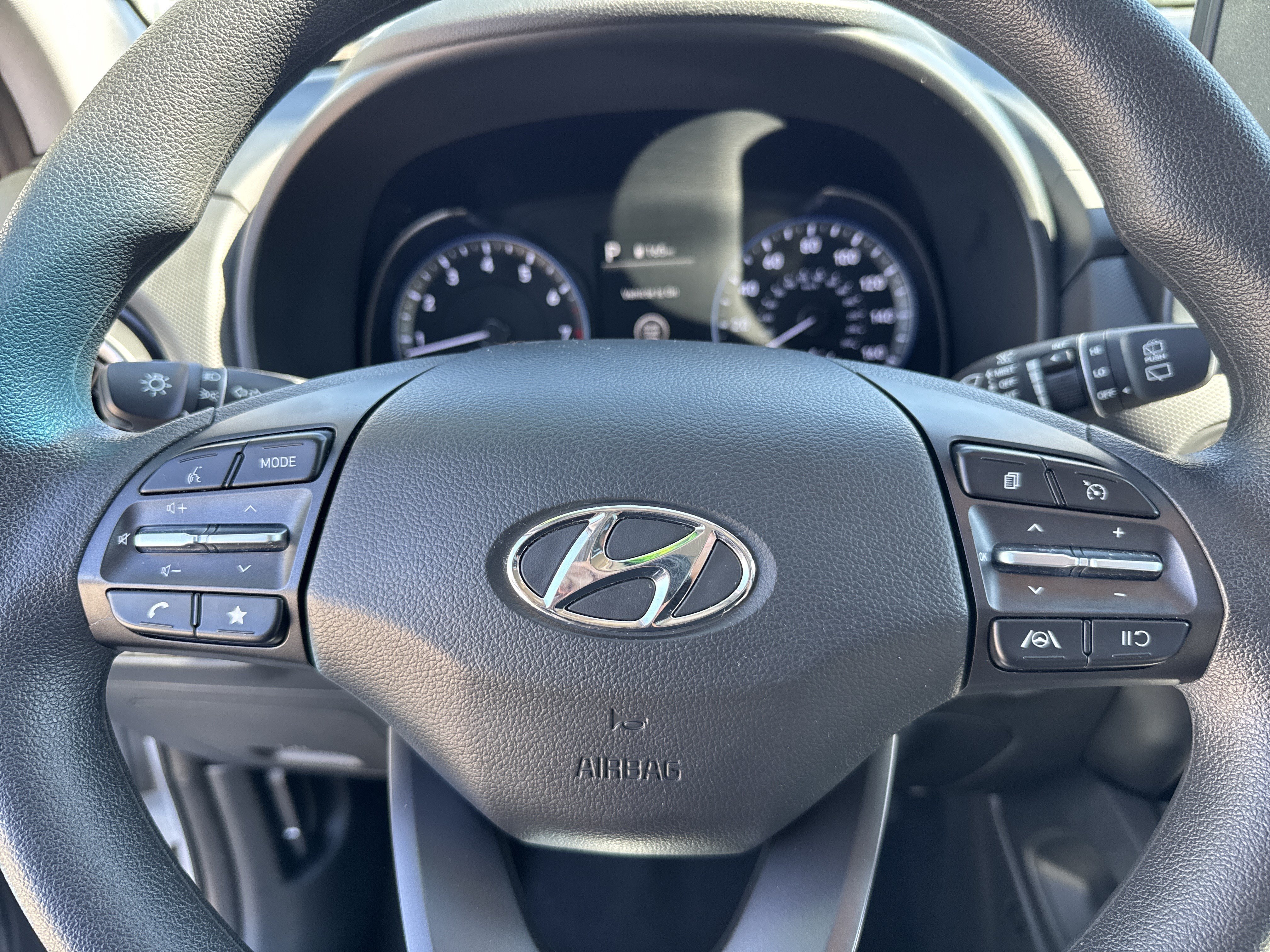 Used 2023 White Hyundai SEL image 13