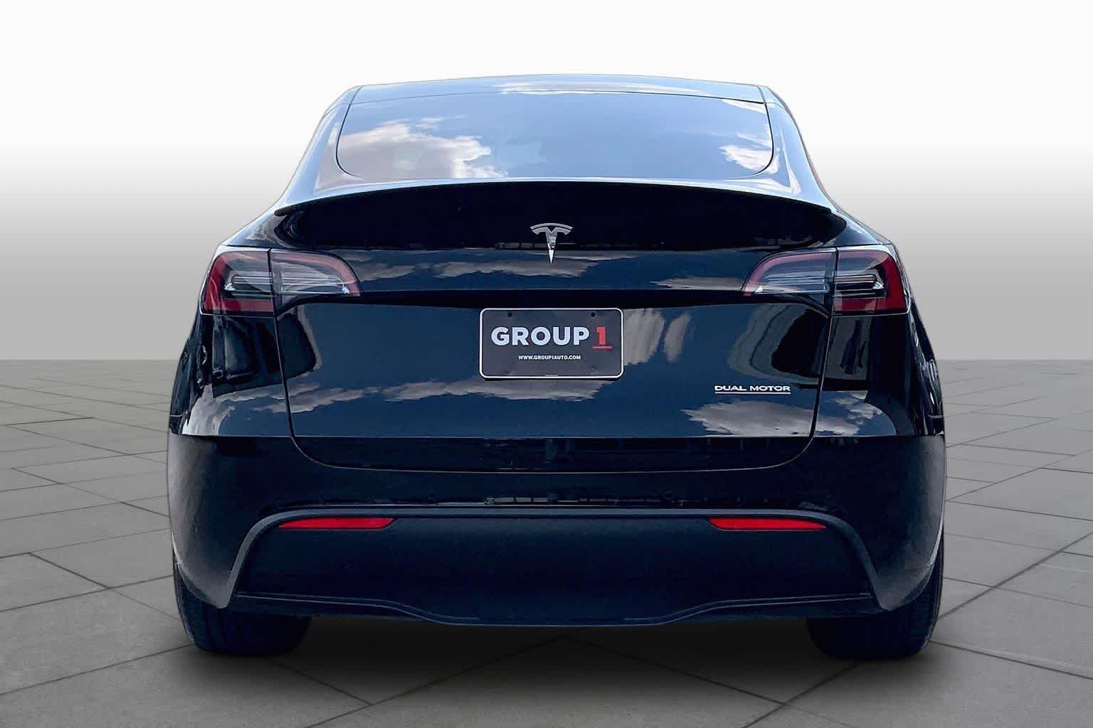 Pre-Owned 2022 Tesla Model Y Performance