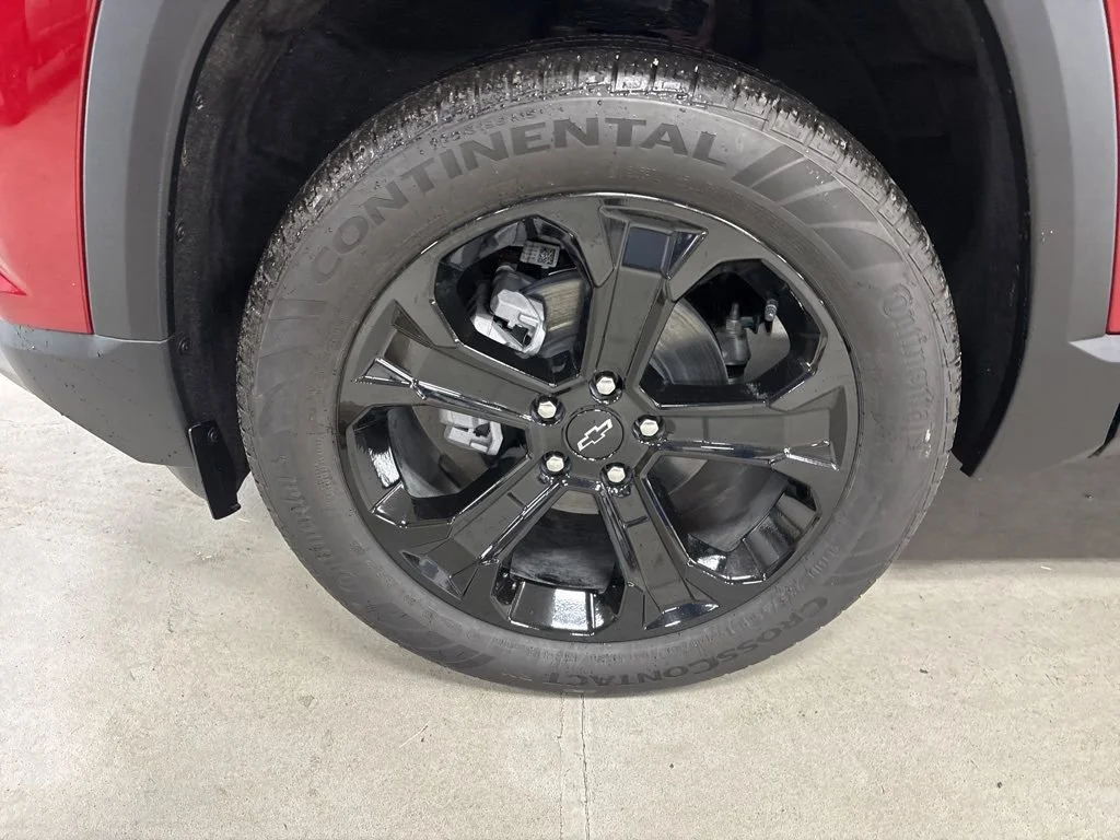 2026 Chevrolet Equinox LT - Photo 9