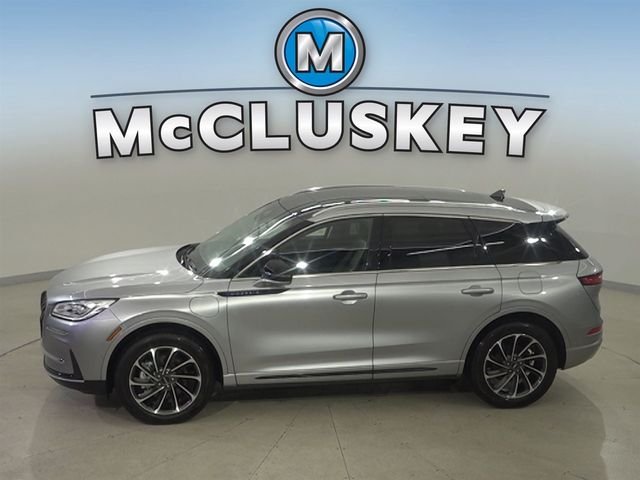 Used 2023 Silver Lincoln Grand Touring image 32
