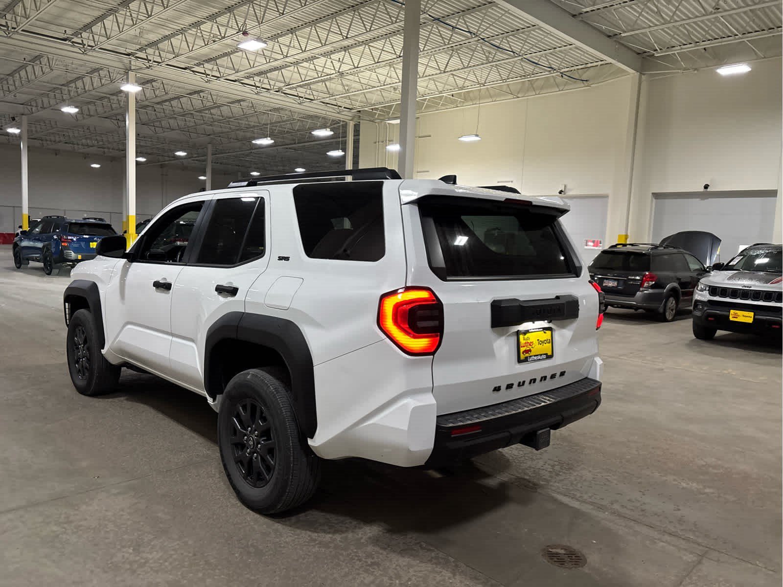 Used 2025 Ice Cap Toyota SR5 image 4