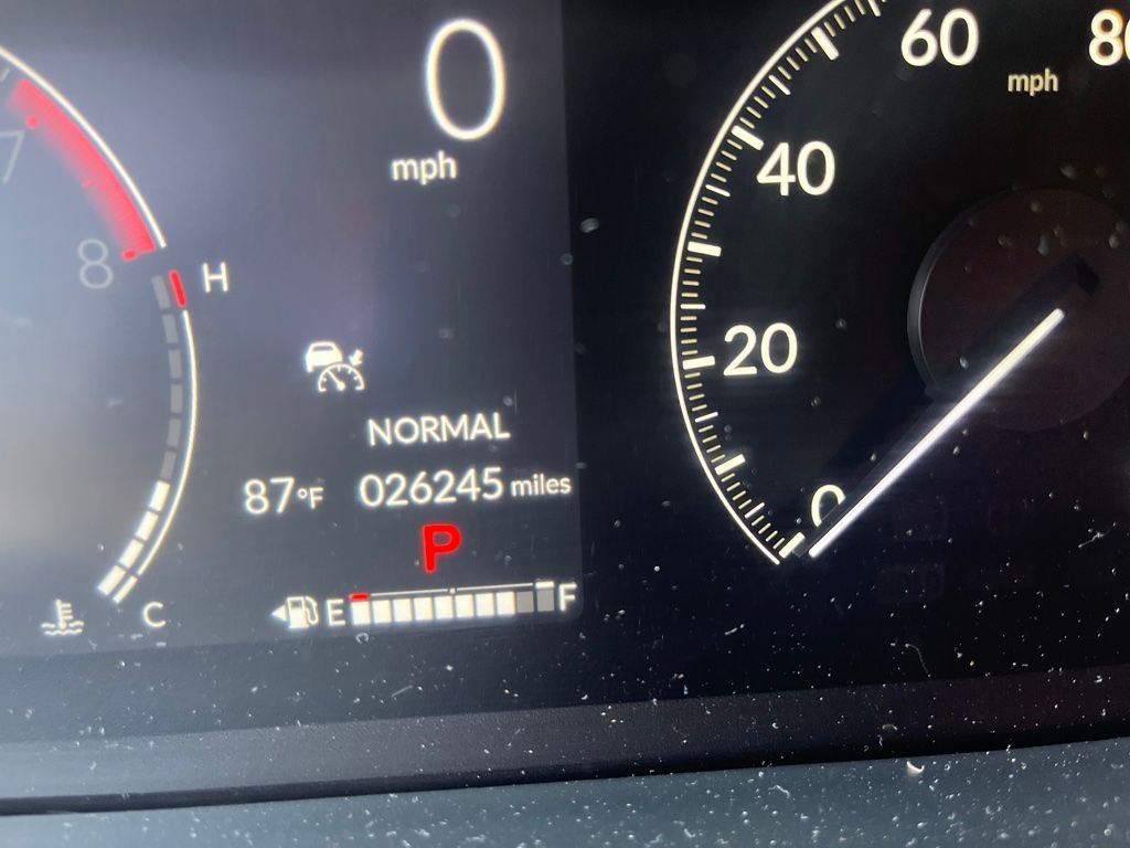Certified Used 2025 Modern Steel Metallic Honda AWD RTL image 5