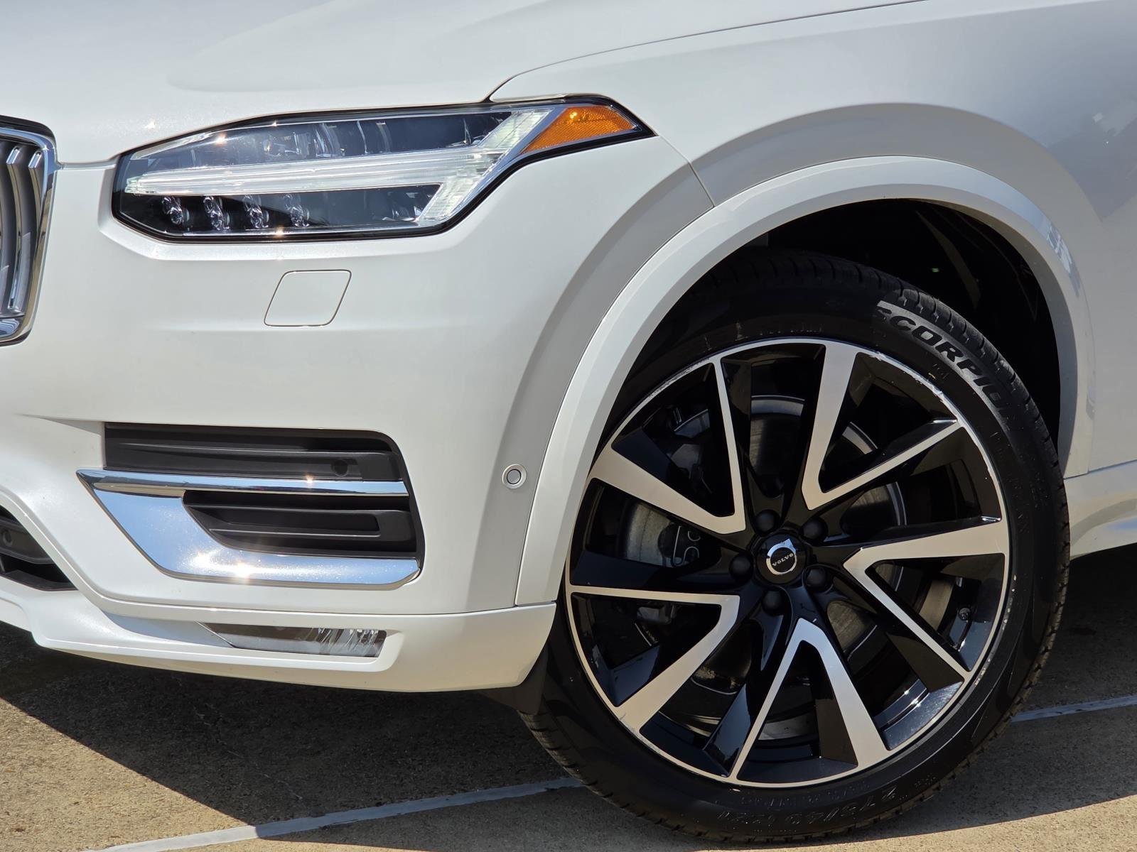 Used 2023 Crystal White Metallic Volvo Plus image 7